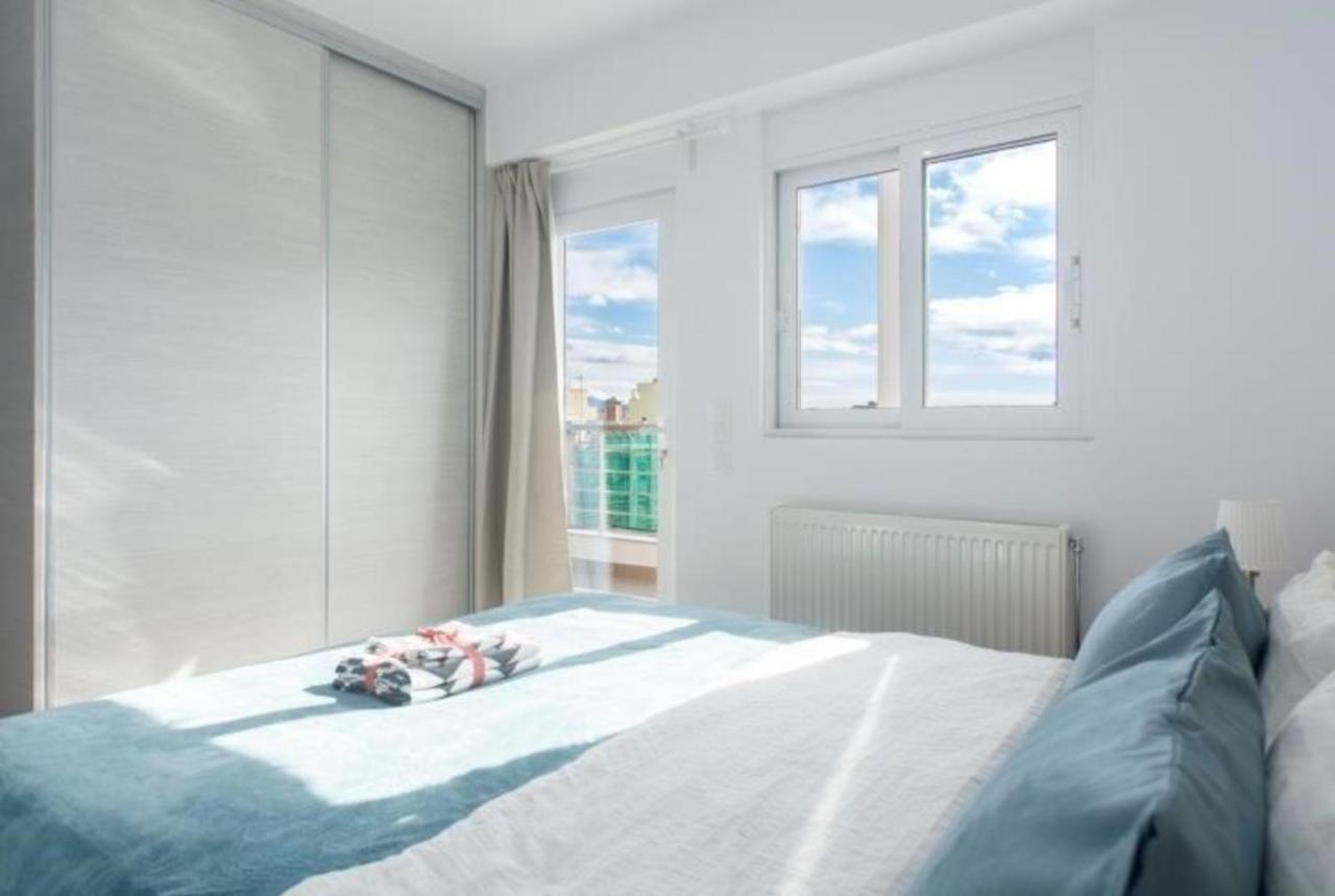 New Spacious Apartment Located In Pireusz Kültér fotó