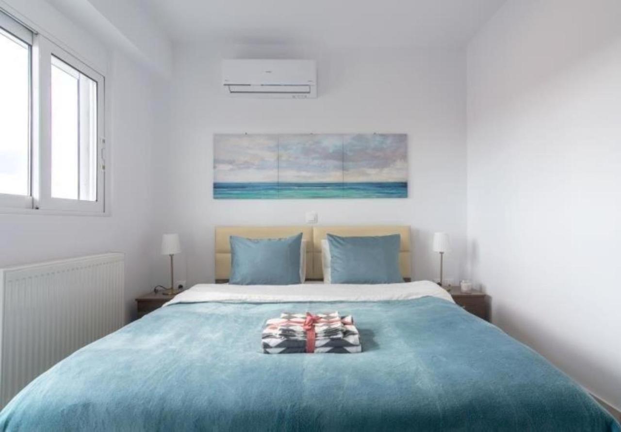 New Spacious Apartment Located In Pireusz Kültér fotó